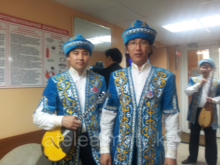 Ерлерге арналған эротикалық ковбой костюмдері