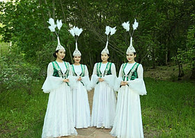 Казахский национальный костюм