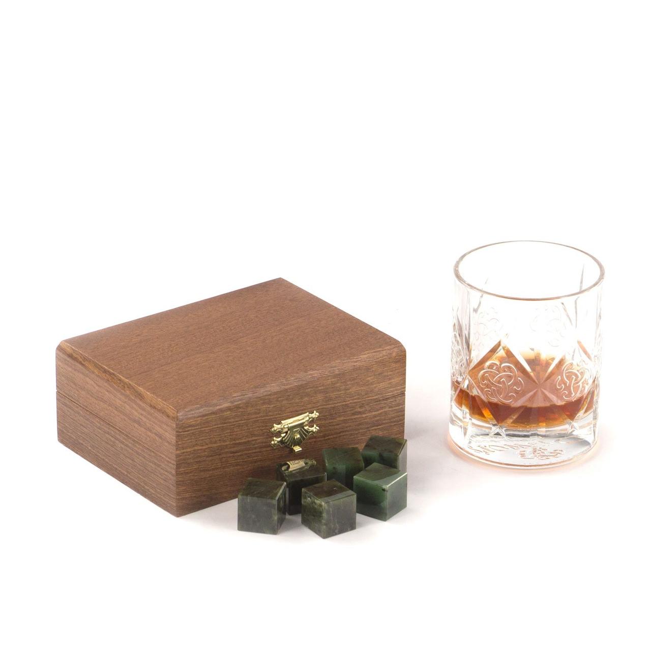 Камни для виски 6 кубиков из нефрита в подарочной упаковке 121224 - фото 1 - id-p84123793