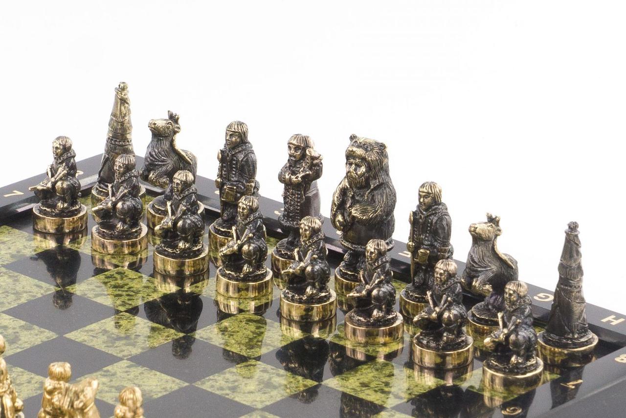 Шахматы "Северные народы" из бронзы и змеевика 36,5х36,5 см 119839 - фото 4 - id-p99284662