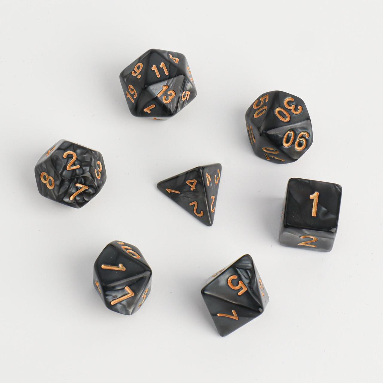 Набор кубиков: Черный перламутр 7 шт. (Dungeons and Dragons, ДнД) | Сима Лэнд, фото 1