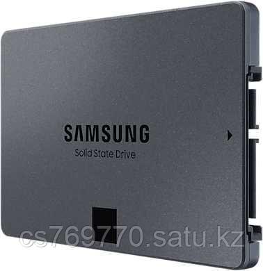 Твердотельный накопитель SSD Samsung (MZ-77Q8T0BW) [8 ТБ, 2.5" SATA III, чтение: 560 МБ/с, запись: 530 МБ/с, - фото 1 - id-p112260613