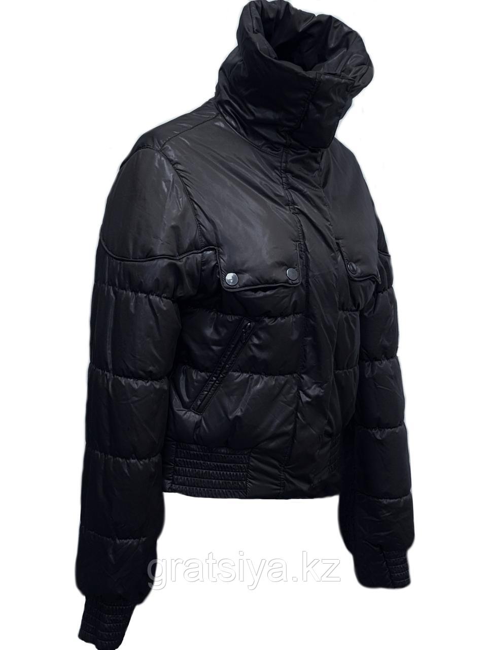 Женская Зимняя Короткая Куртка на Синтепоне Черного Цвета - фото 4 - id-p104638426