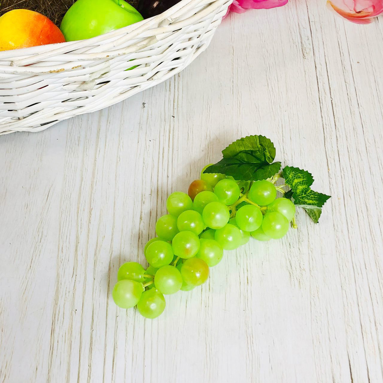Искусственный виноград зеленый, 15см