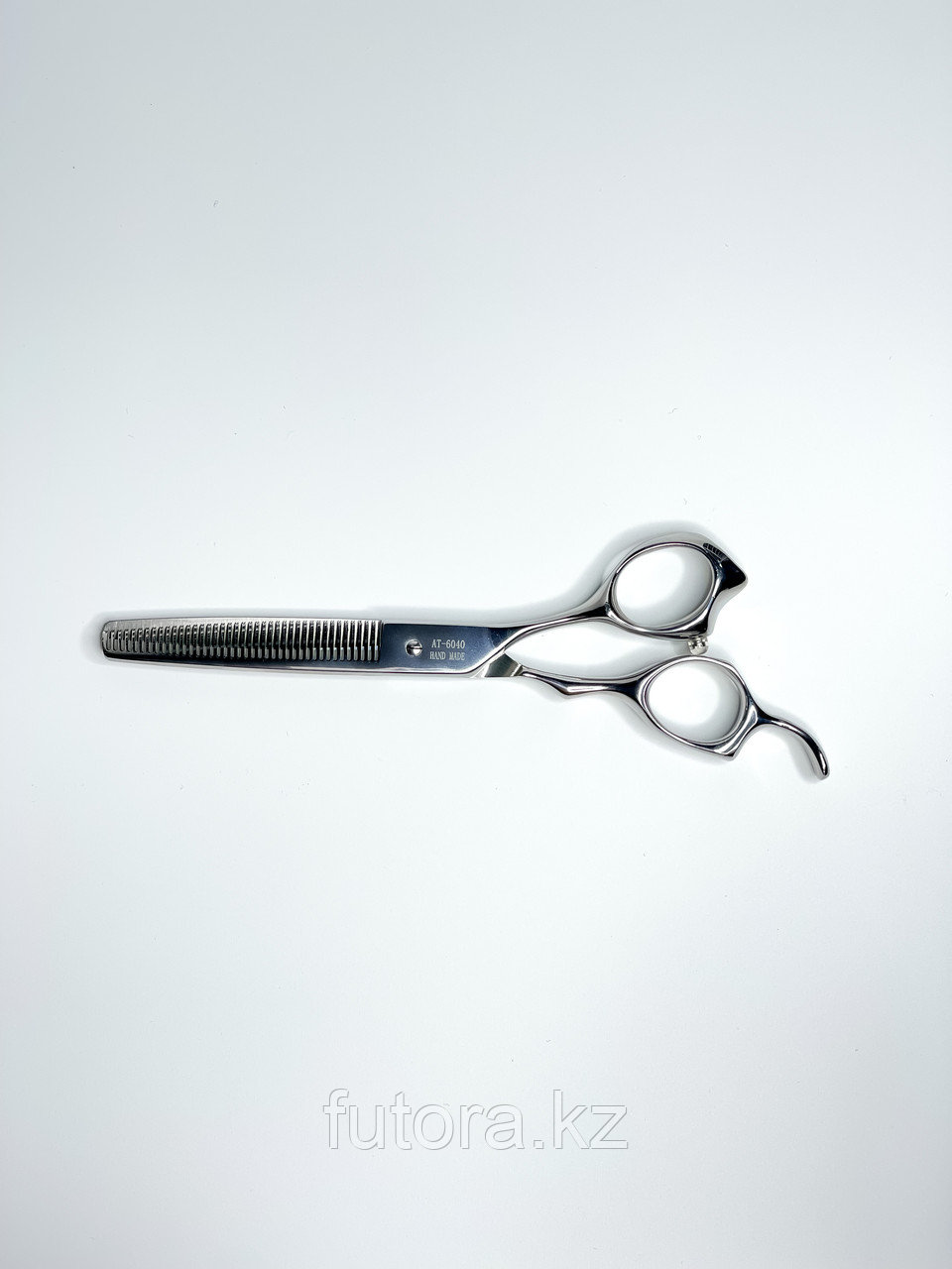 Парикмахерские ножницы для стрижки волос "Akita - AT-6040".