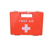 Аптечка First Aid первой помощи оранжевая на 20 персон с вложением
