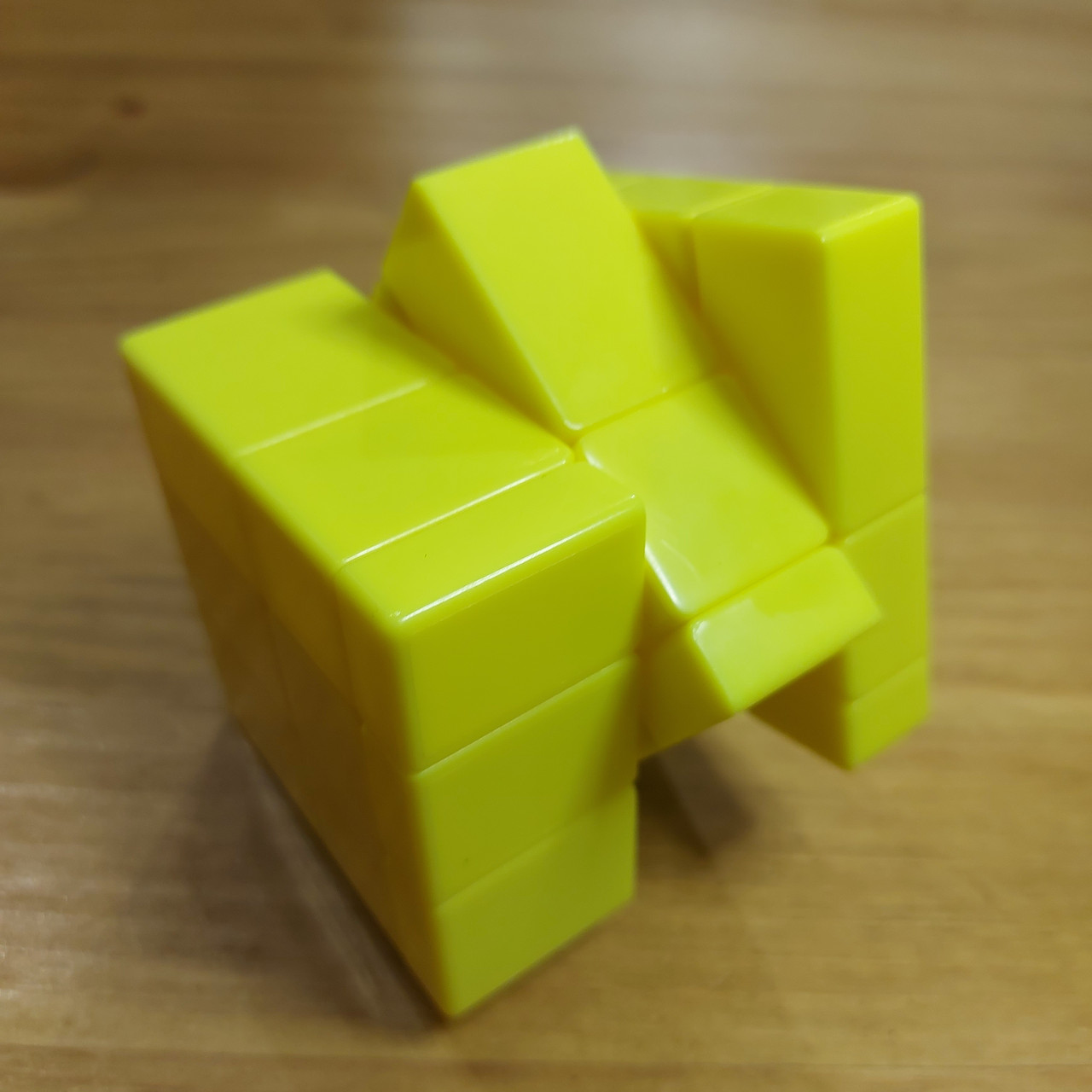 Кубик Рубика "Qiyi Cube" Зеркальный. Mirror. Интересная головоломка. Цвет желтый. - фото 3 - id-p55172630