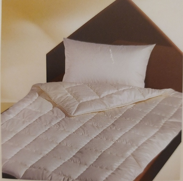 Одеяло EXQUISIT (Овечья шерсть), размер 155х200см.