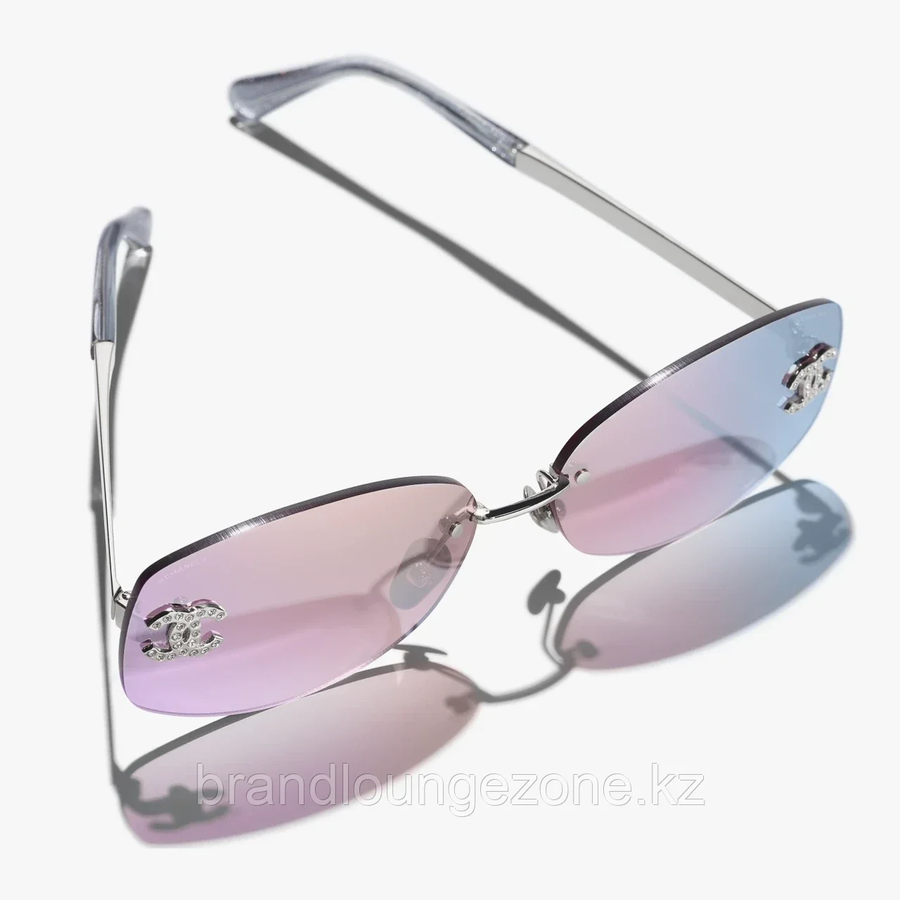 Овальные солнцезащитные очки Chanel для женщин , дымчатые линзы - фото 3 - id-p112431271