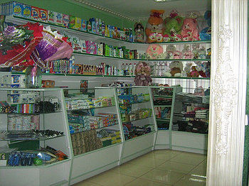 Торговое оборудование для хозяйственных магазинов