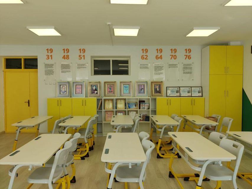 Юбкадағы HD порно видеолар japonesa colegiala violada en el bus порно