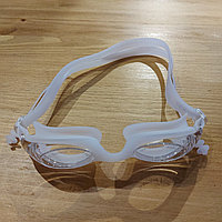 Очки для плавания "Conquest" в футляре. Плавательные очки в бассейн. Unisex. Для купания. Белые.