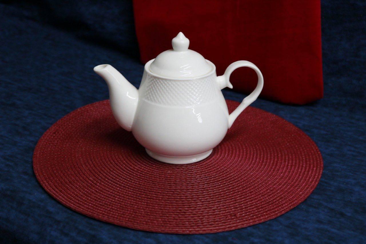 Фарфоровый чайник - фото 1 - id-p112521213
