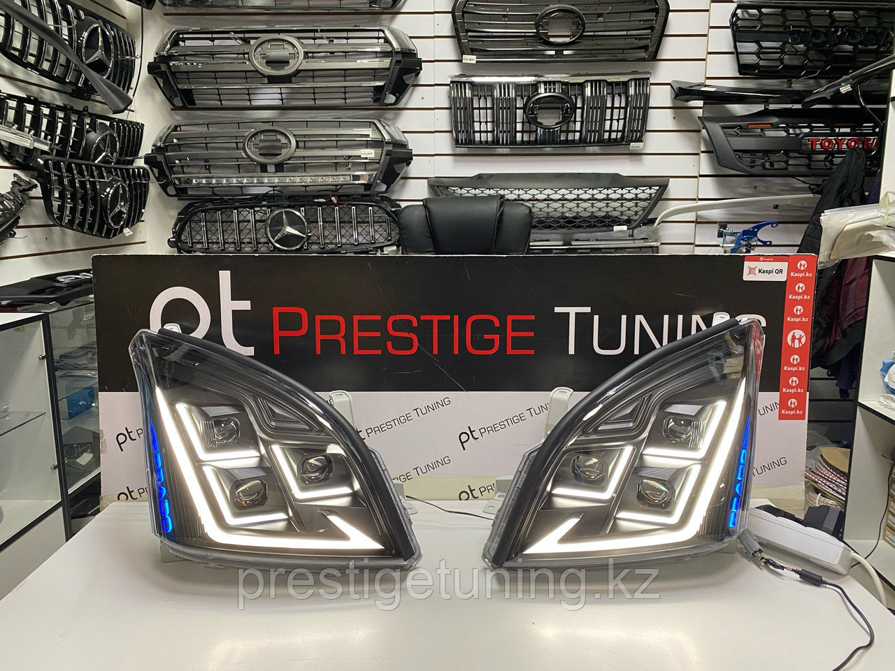 Передние фары на Land Cruiser Prado 120 2003-09 дизайн 3 LED, фото 1