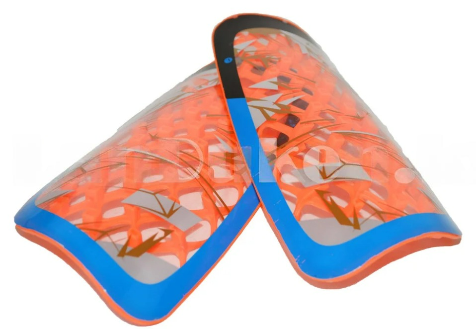 Футбольные щитки под гетры с силиконовой сеткой без резинок, оранжевые - фото 1 - id-p66231431