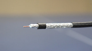 Коаксиальный кабель RG6 SPUTTV F660BV чёр. 305м
