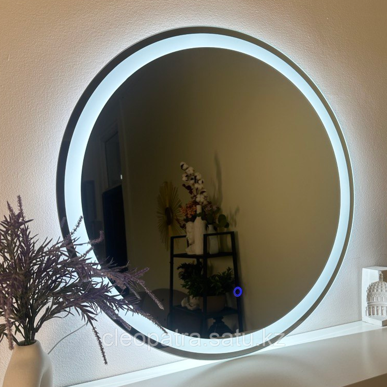 Круглое зеркало 60*60 см с подсветкой с сенсорным включателем