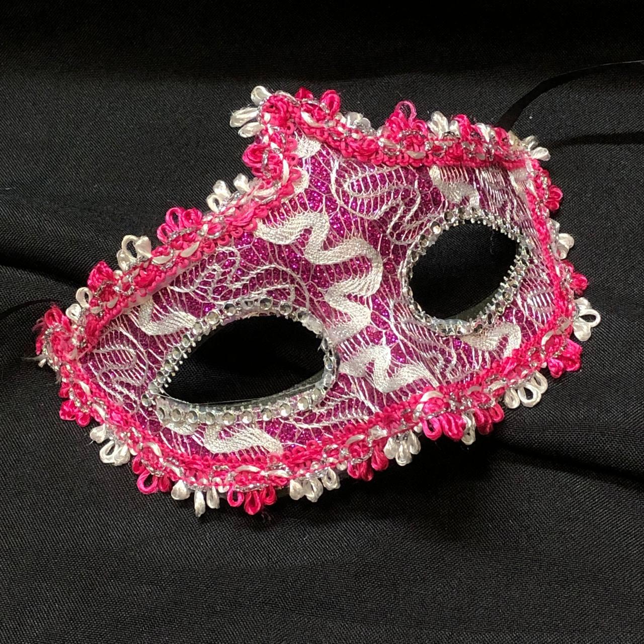 Венецианская маска Коломбина кружевная розовая