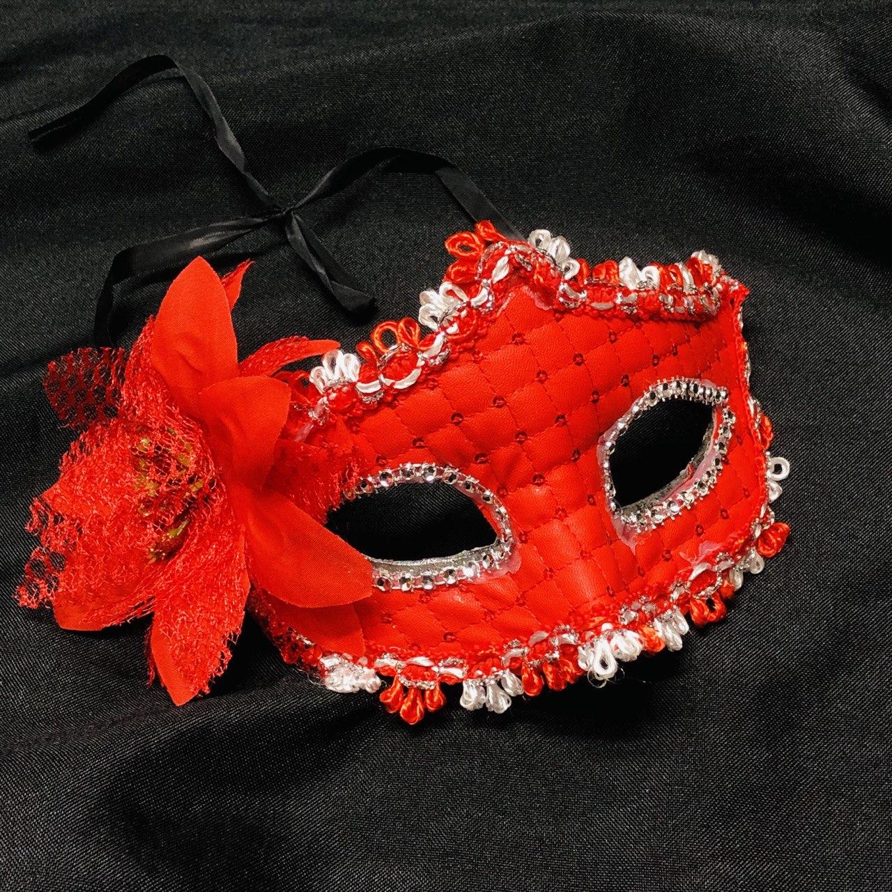 Венецианская маска экокожа красная, фото 1