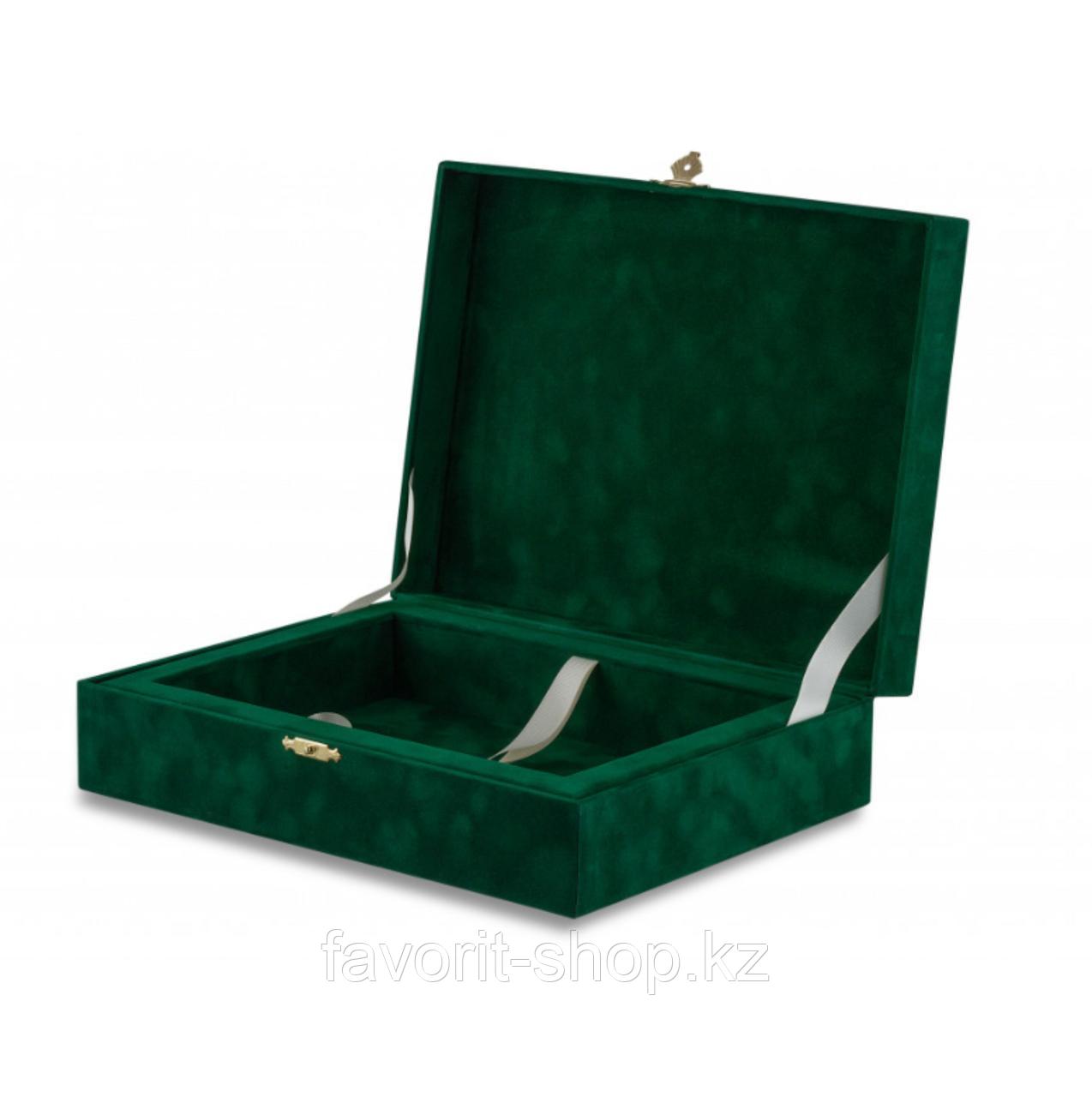 Шкатулка бархатная зелёная с замком / Изготовление подарочной упаковки на заказ