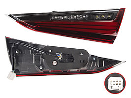 Задний фонарь правый (R) на багажник LED на Lexus ES 2018-21 (SAT)