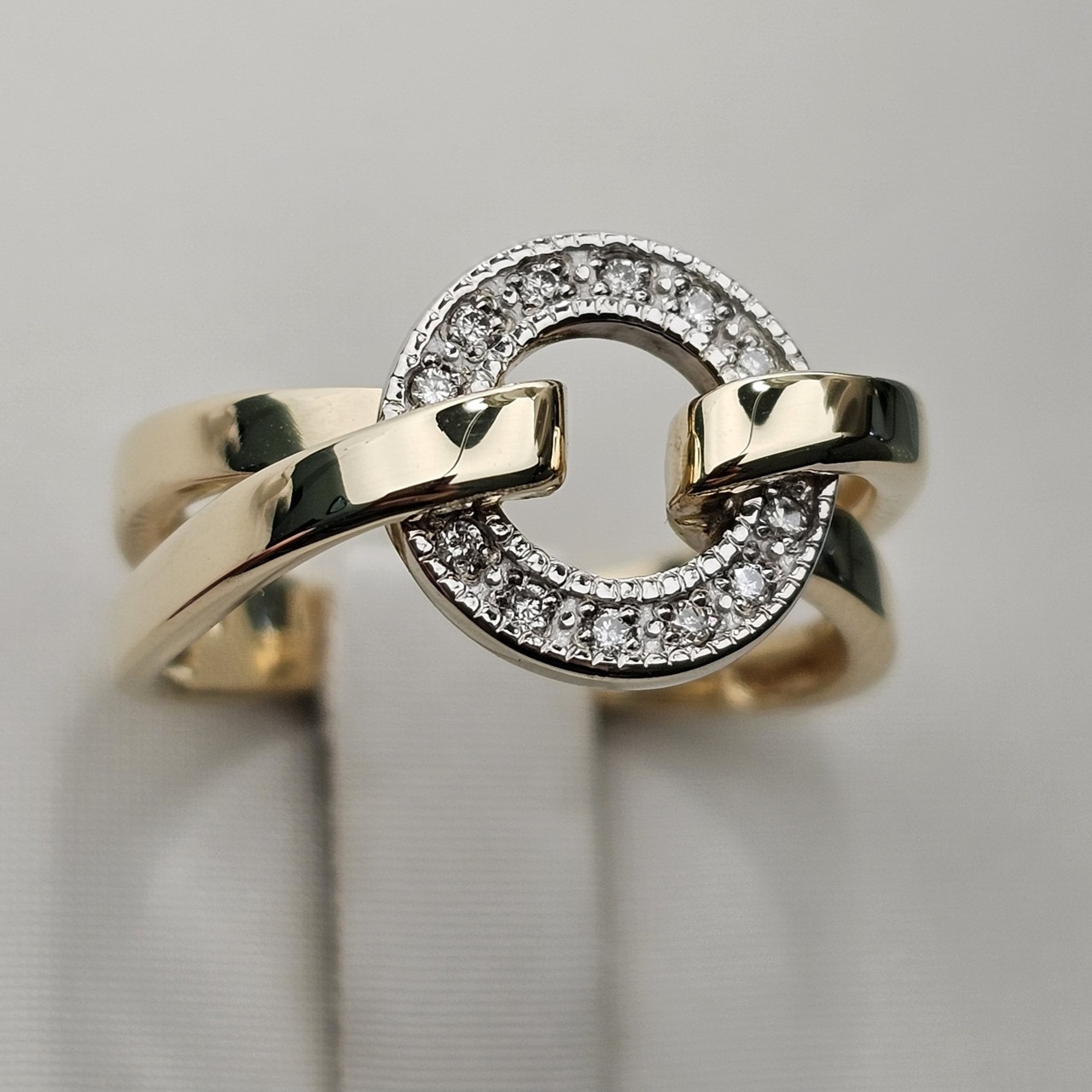 Золотое кольцо с бриллиантами 0.086Сt SI1/I, VG-cut 17 размер