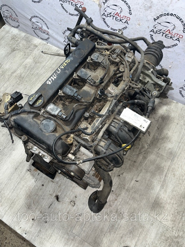 Двигатель Mazda Premacy CREW LF 2006 (б/у) - фото 1 - id-p112670325