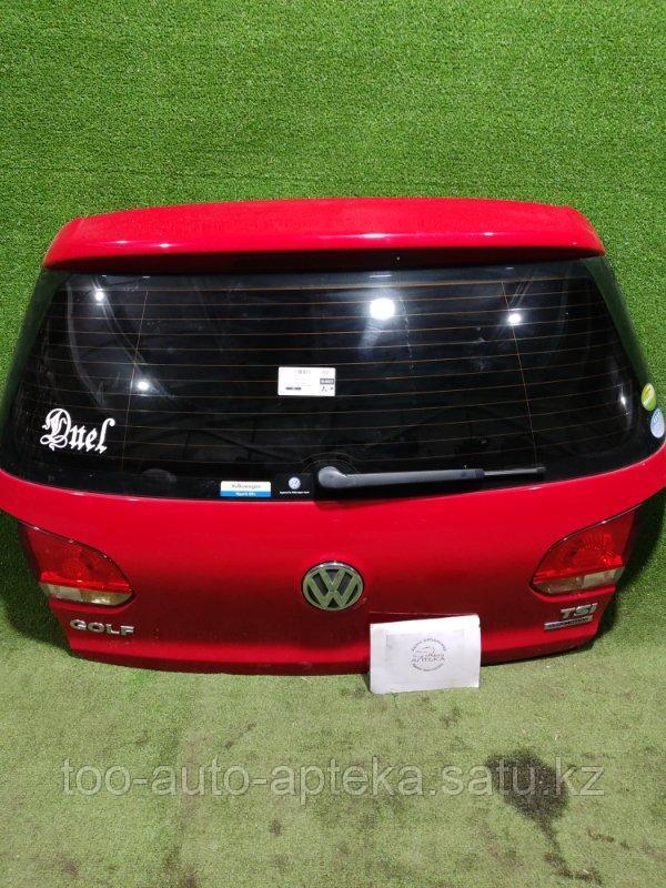 Крышка багажника Volkswagen 2012 (б/у) - фото 1 - id-p112670441