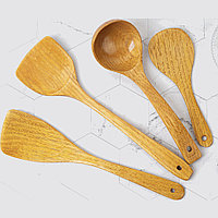 Набор деревянных кухонных аксессуаров  4 предмета
