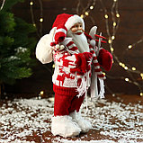 Дед Мороз "В вязаном костюме, с лыжами и мешком" 30 см, фото 2