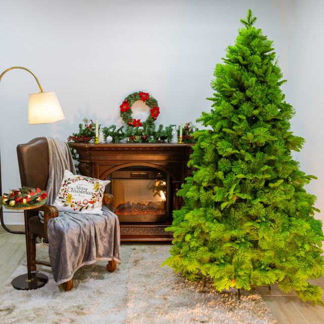 Искусственная елка с напылением Pinus Strobus 210 см, фото 1