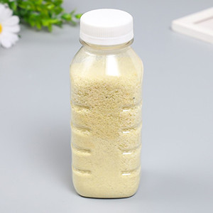 Песок цветной в бутылках "Бледно-желтый" 0,5 кг. - фото 1 - id-p94467808