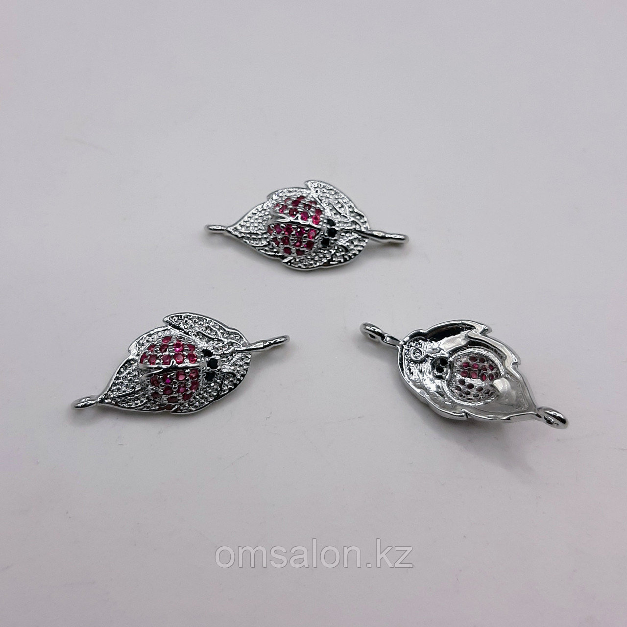 Коннектор Божья Коровка на листе, с фианитами, 15x10мм, фото 1