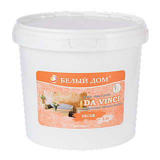 Жас келіншек өзі сауады