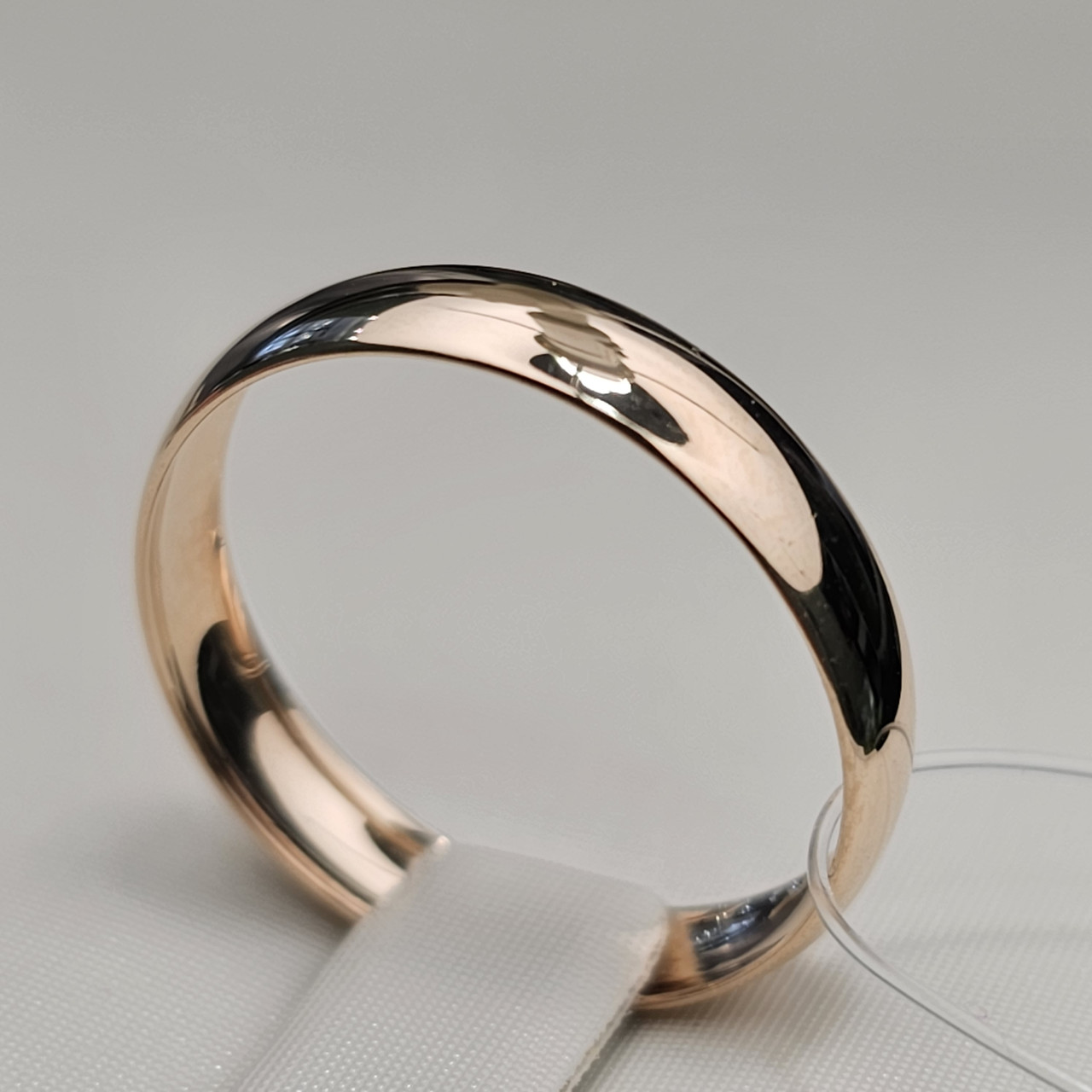 Обручальное кольцо 1,05гр,15 размер 4 мм, к/з 585 проба - фото 5 - id-p112813459