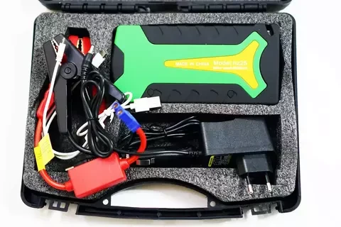 Пуско-зарядное устройство Jump Starter H25 в пластиковом кейсе с 2×USB, фонарем и компасом - фото 5 - id-p112814505
