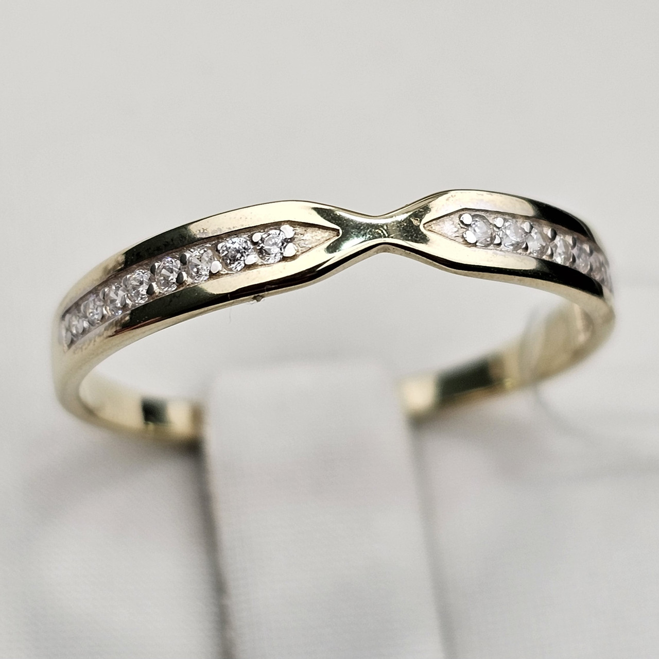 Золотое кольцо фианит ж/з 1,02 г. 585 проба, 16,5 размер - фото 7 - id-p112815514
