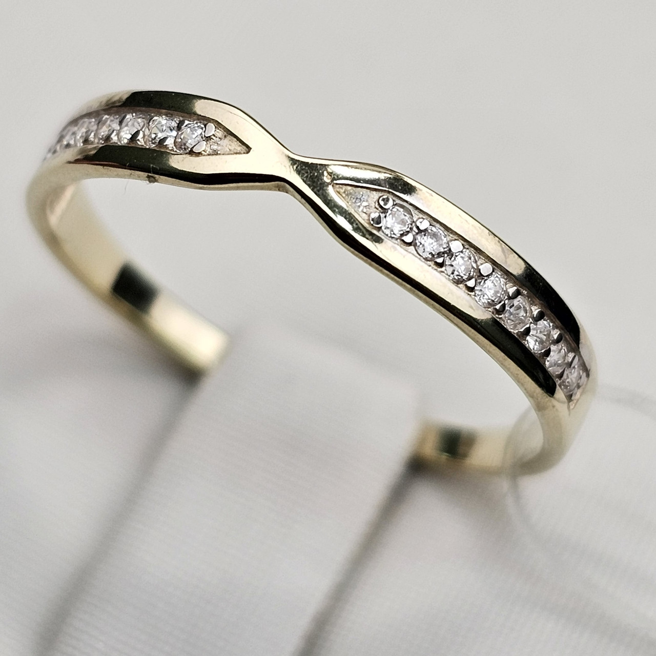 Золотое кольцо фианит ж/з 1,02 г. 585 проба, 16,5 размер - фото 2 - id-p112815514