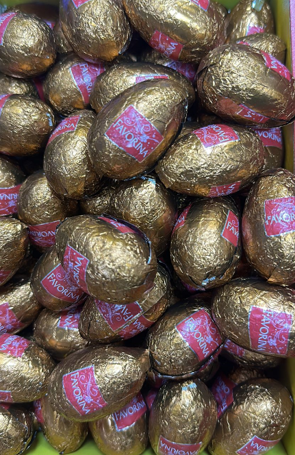 Яйца шоколадные Favorina с ореховым кремом 1кг (на вес)