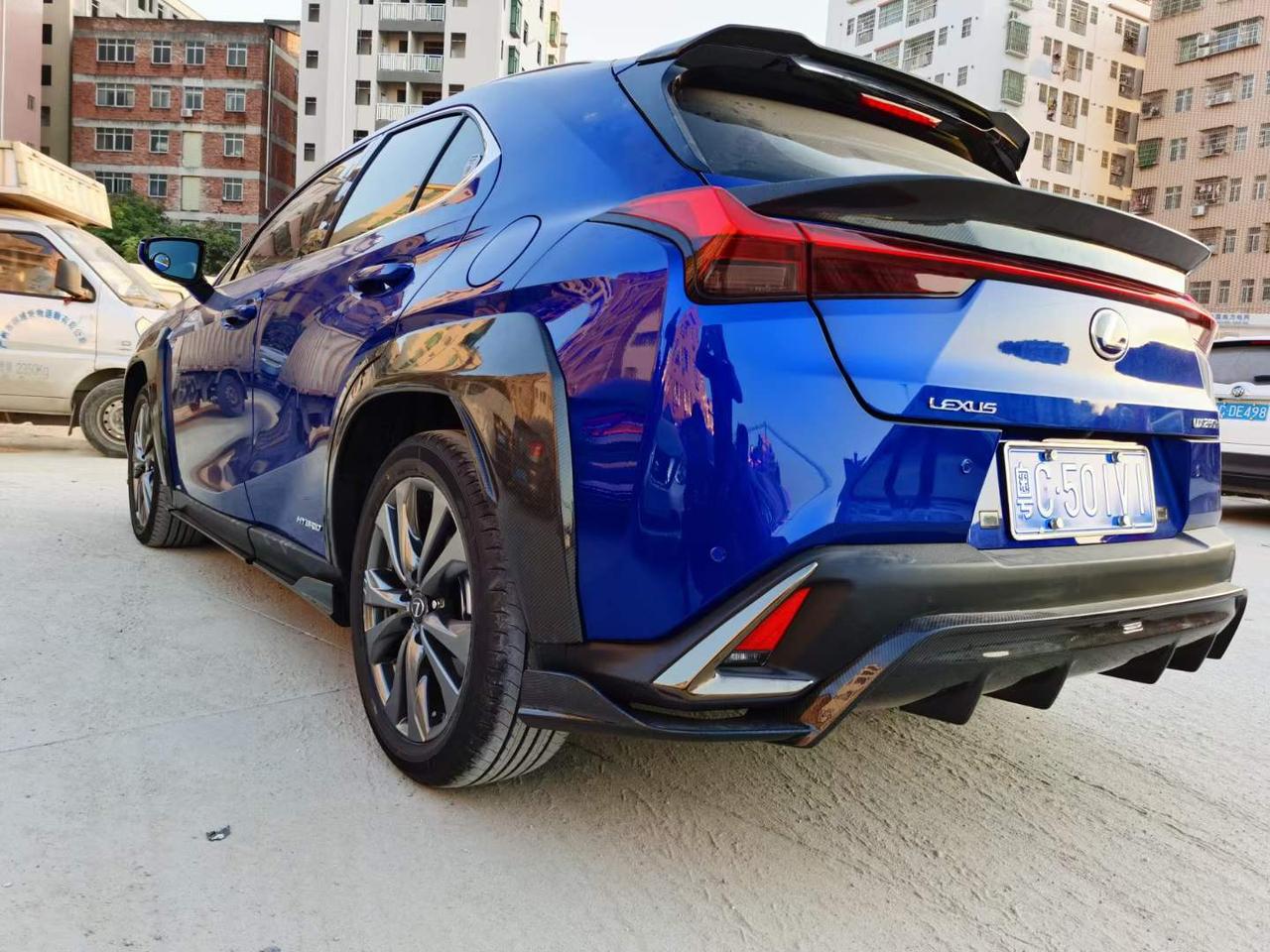 Карбоновый обвес для Lexus UX 2018-2023+ - фото 7 - id-p112846431