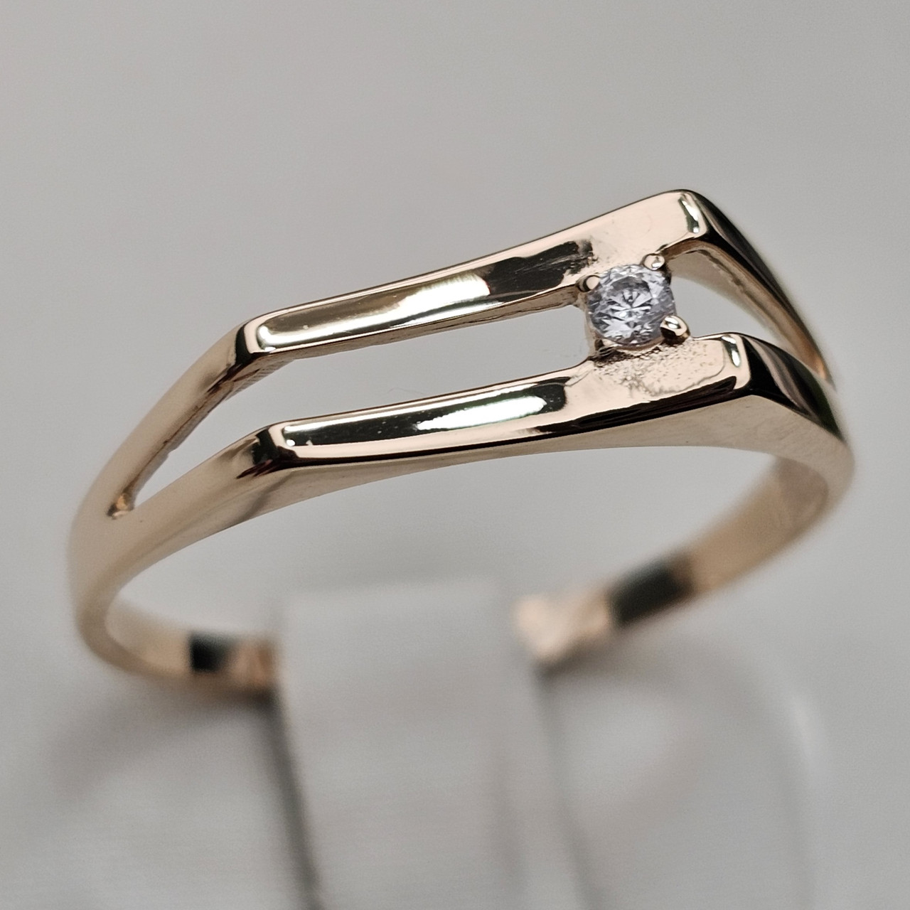 Золотое кольцо фианит к/з 1,72 г. 585 проба, 18,5 размер - фото 6 - id-p112815808