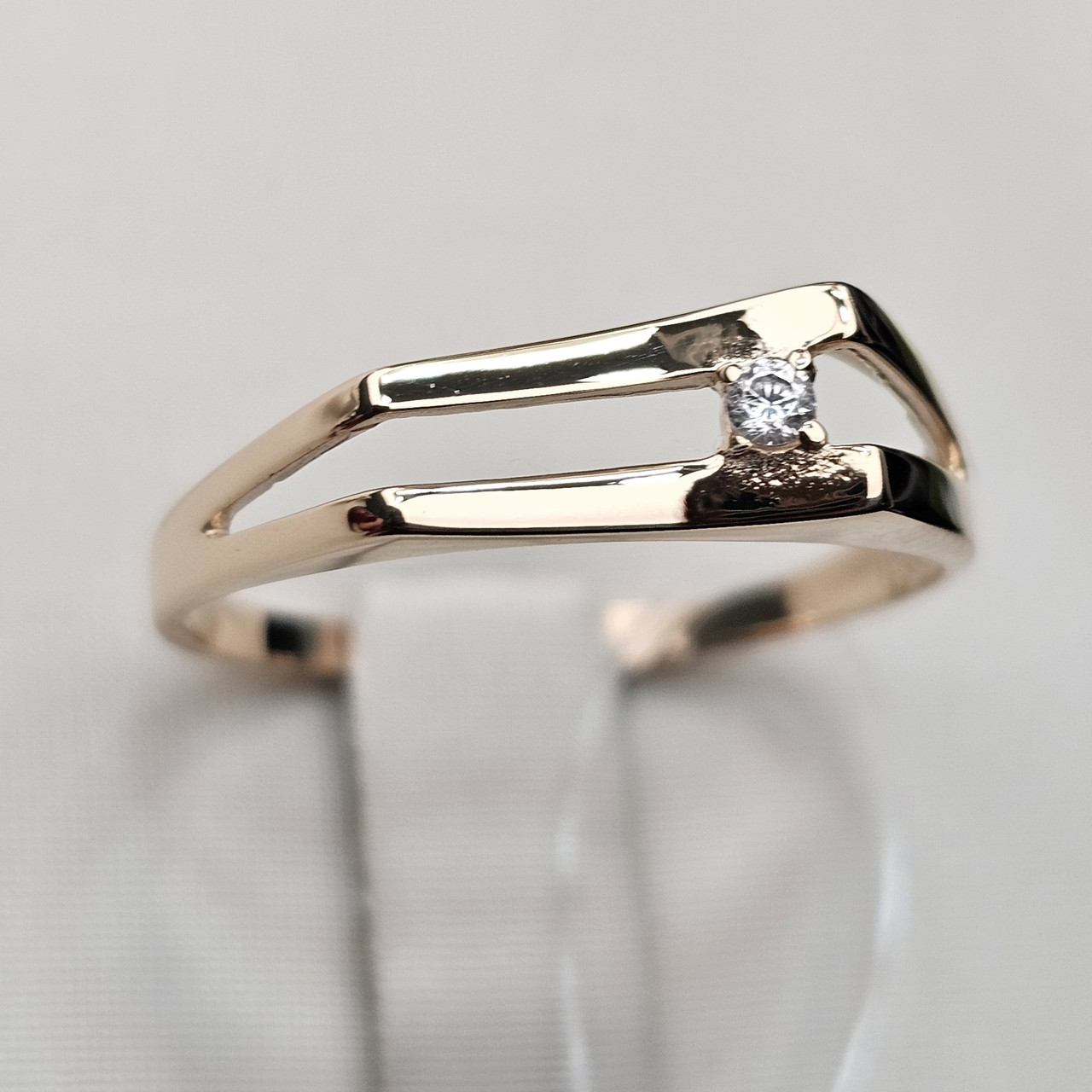 Золотое кольцо фианит к/з 1,72 г. 585 проба, 18,5 размер - фото 8 - id-p112815808