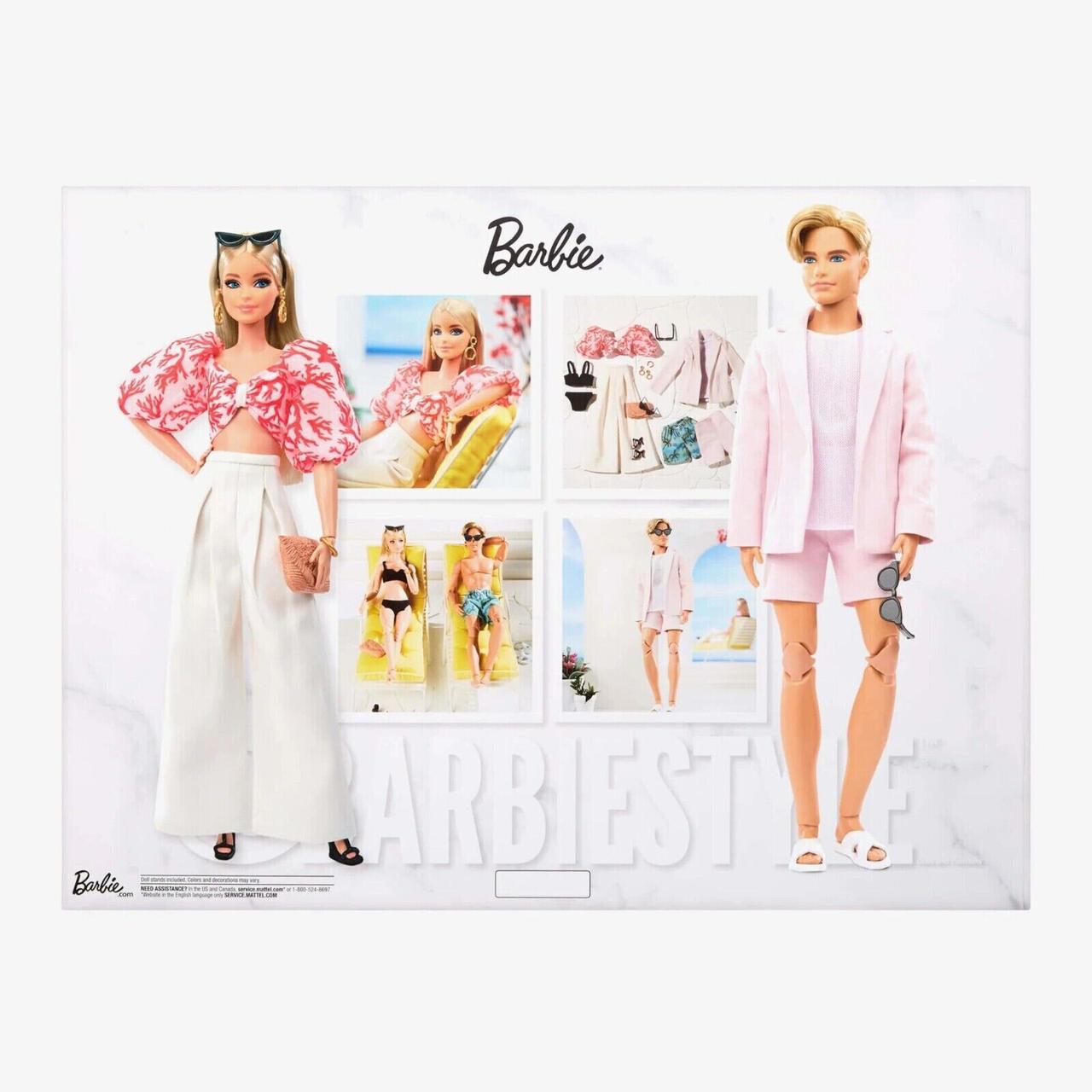 Barbie Коллекционный набор Барби и Кен в с комплектом отпускной одежды и купальными костюмами - фото 1 - id-p112846623