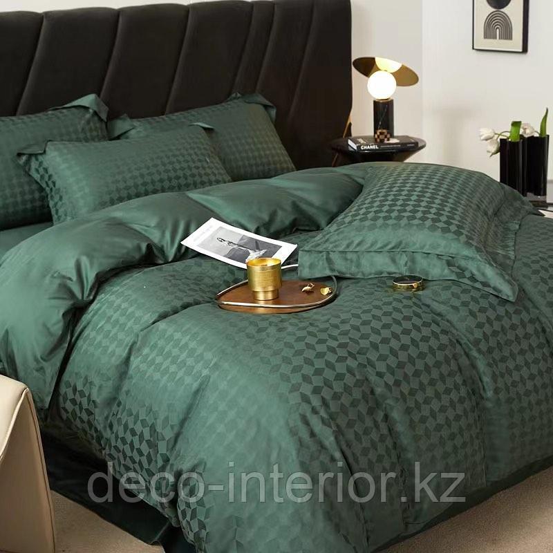 Комплект постельного белья KING SIZE из сатин-жаккарда с брендовым принтом - фото 1 - id-p112910574