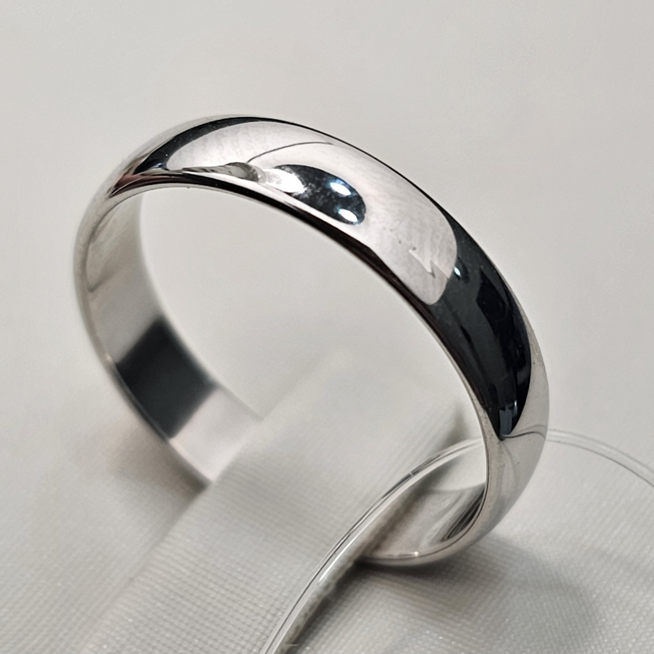Обручальное кольцо 3.2 гр, серебро 925 проба, 22 размер/4мм - фото 5 - id-p112919242