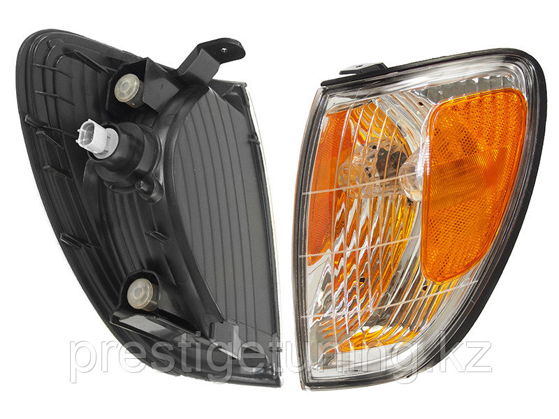 Поворотник левый (L) на Land Cruiser 100 1998-05 (Желтый оттенок) SAT