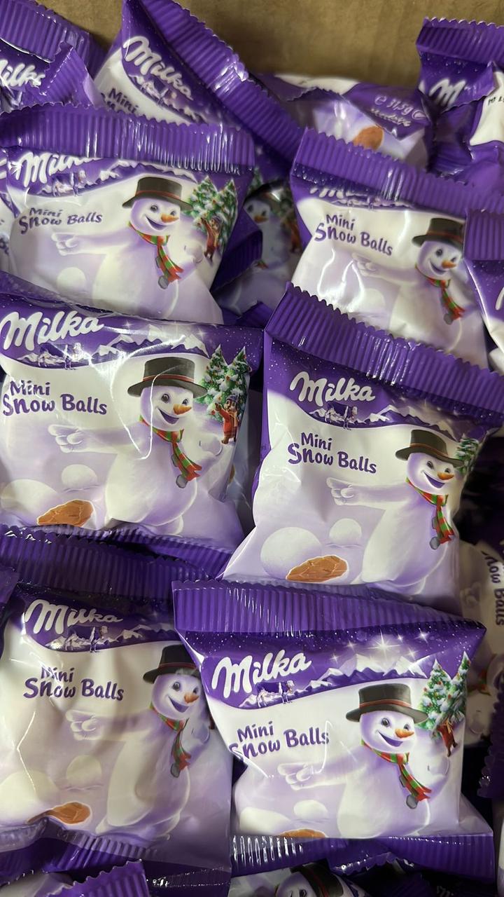 Конфеты MILKA mini snow balls шоколадные на вес  1кг