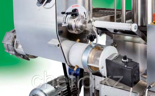 Машина производства макарон до 80 кг/ч, c двумя тестомесами на 8+8кг, ширина раскатки 167 мм, узел для начинки - фото 3 - id-p112899300