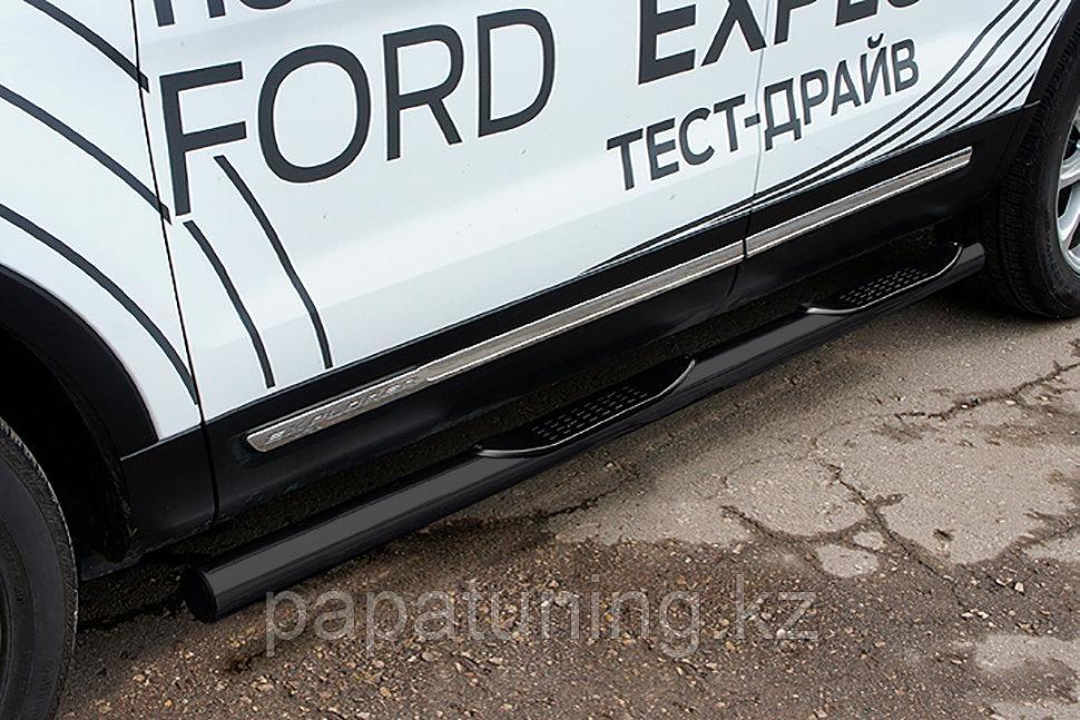Защита порогов d76 с проступями черная Slitkoff для Ford Explorer (2018-) - фото 1 - id-p112089002