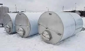 Емкость из нержавеющей стали горизонтальная, диаметр люка 600, фото 1